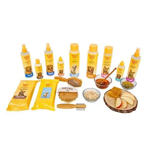 Burt's Bees For Cats Natural Dander Reducing Wipes | Kitten and Cat Wipes For Grooming, 50 Count